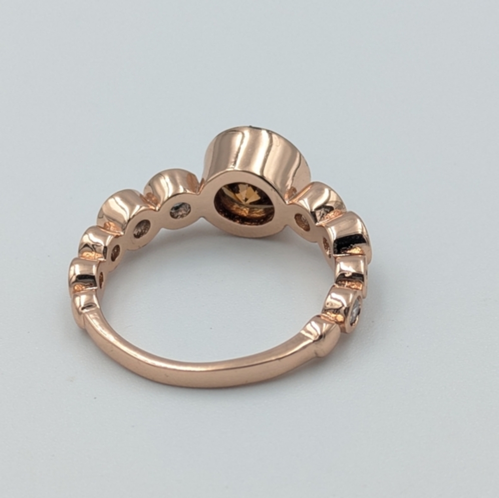 5/25$ Rose gold tone and rhinestone costume ring - Picture 3 of 5